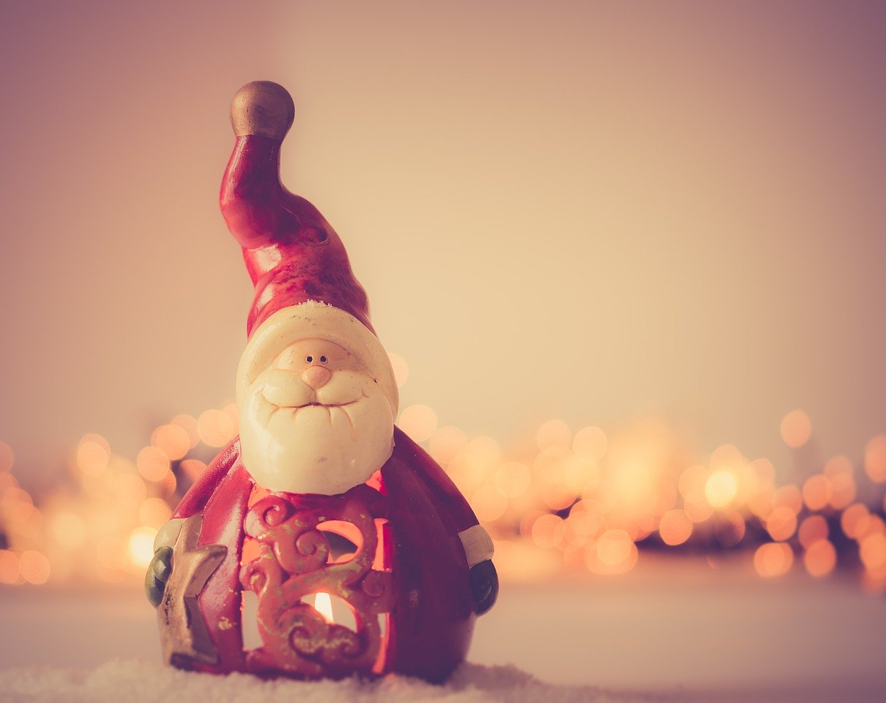 Pomocnicy Świętego Mikołaja z gotową listą najlepszych zabawek dla dzieci